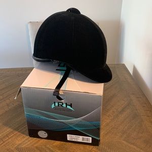 IRH horse riding helmet 6 3/4 or 55cm